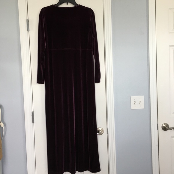 Liz Claiborne Sport Velvet Maxi Dress Purple size M - Picture 7 of 10